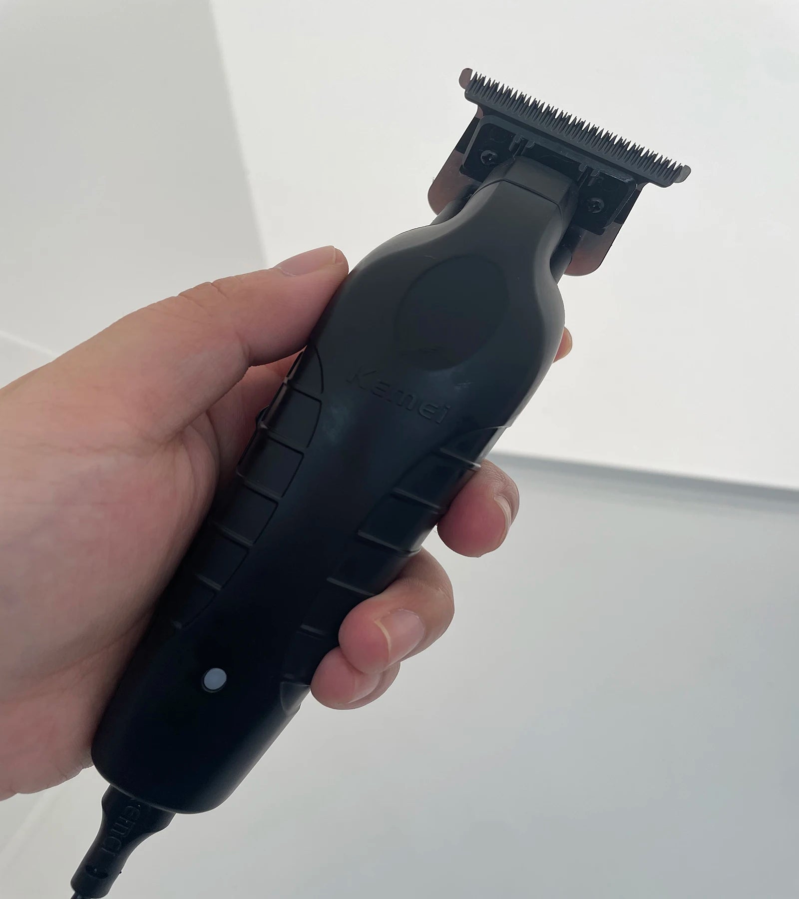 Electric Cordless Finishing Clipper – Zero Gap Blade